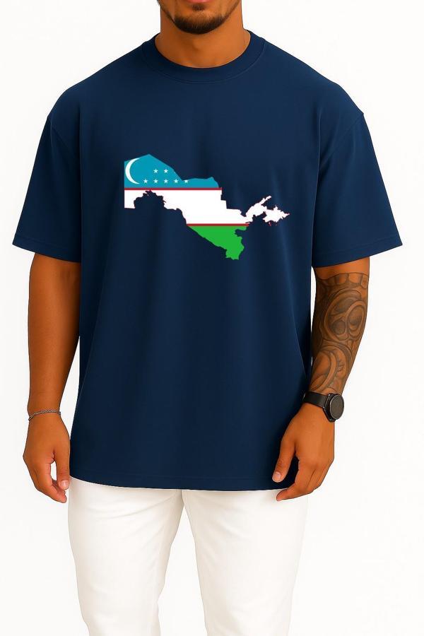 Oversize Flag Of Uzbekistan Özbekistan Haritası Göğüs Tasarımlı Unisex T-Shirt - Image 1