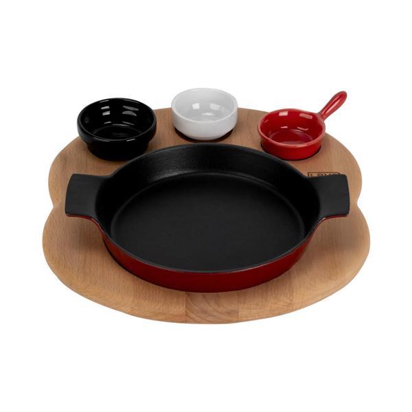 Yuvarlak Sahan Döküm Demir Yekpare Çift Kulplu Kayın Servis Ahşabı. Çap(Ø)18cm. (Sos kapları dahil değildir.) - Image 1