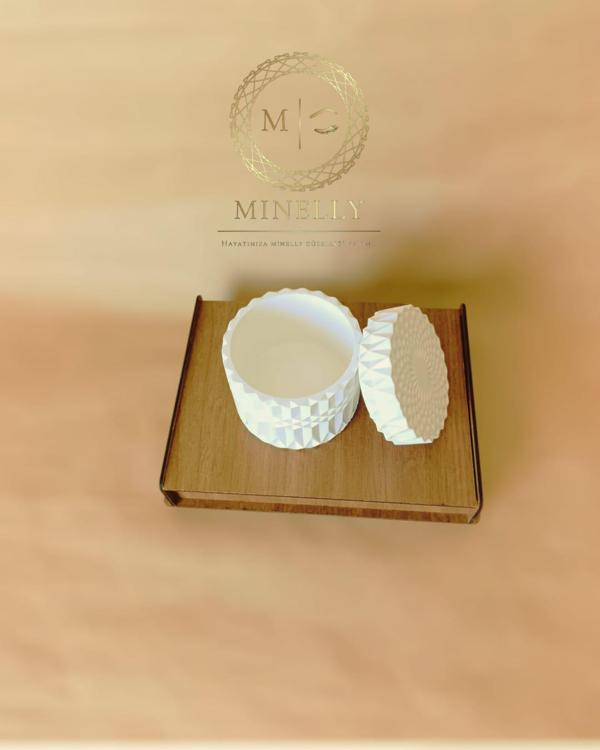 Minelly Prizma Box - Image 1