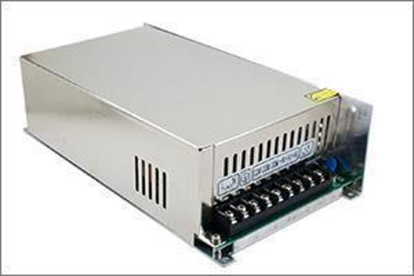24 Volt 20 Amper Metal Kasa - Image 1