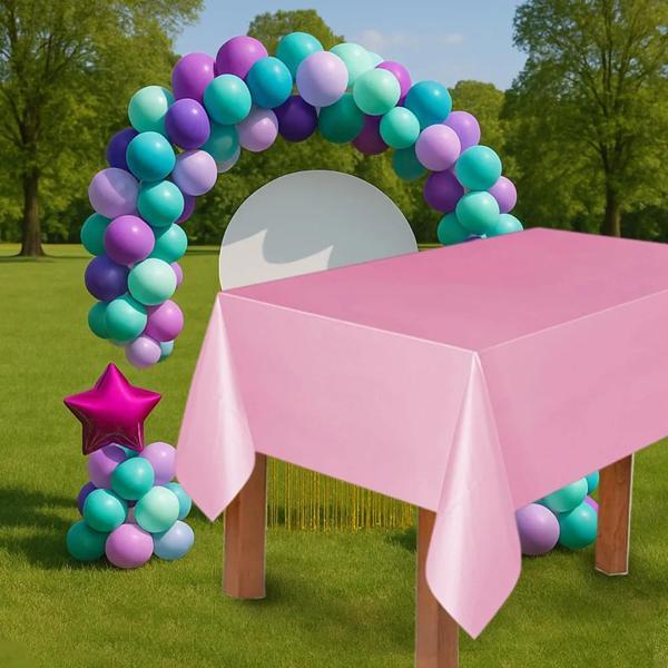 Pembe Plastik Masa Örtüsü - Image 1