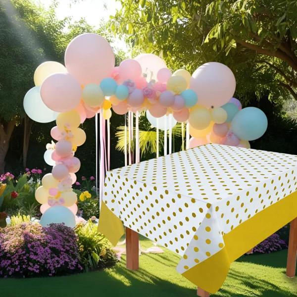 Altın Puantiyeli Plastik Masa Örtüsü - Image 1