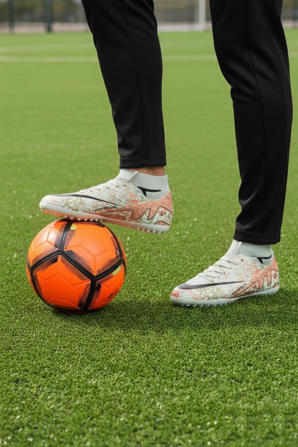 Su Yeşili Unisex Halı Saha Ayakkabısı Laliga Air 600 G - Image 1