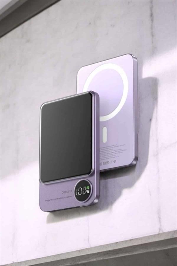 22.5W Magsafe Kablosuz Şarjlı Powerbank Dijital Ekran ve Hızlı Şarj - Image 1