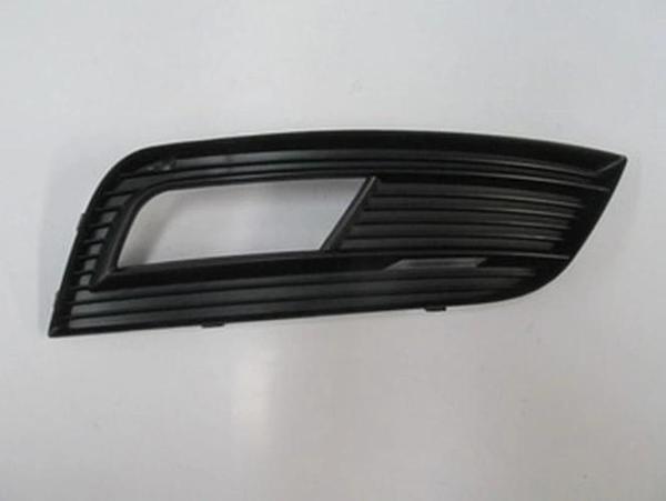 2013-2015 Audi A4 Sis Lamba Kapağı Sağ Sis Delikli (Nikelaj Çıtasız) (Tyg) (Adet) (Oem No:8K0807682K - Image 1