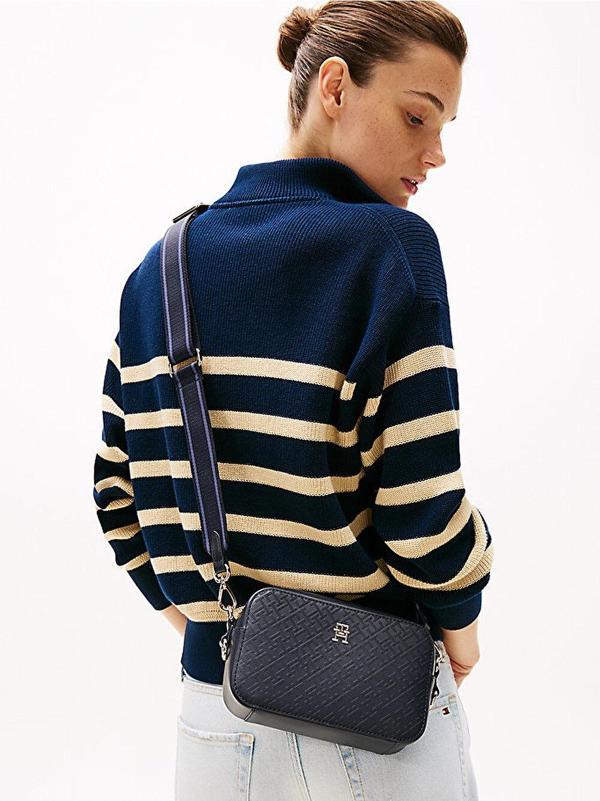 TOMMY HILFIGER KADIN OMUZ ÇANTASI AW0AW17221-DW6 - Image 1