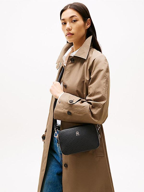 TOMMY HILFIGER KADIN OMUZ ÇANTASI AW0AW17221-BDS - Image 1