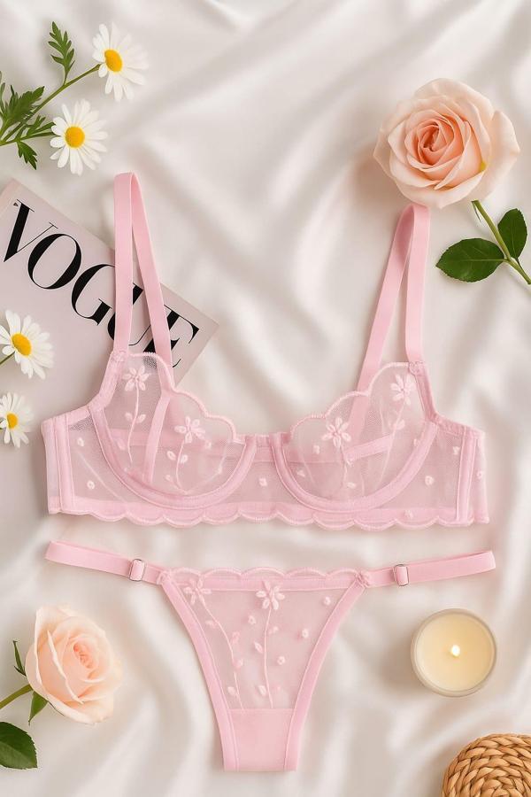 Pembe Çiçek Desenli Dantel Bralet & Külot İç Giyim Takımı - Image 1
