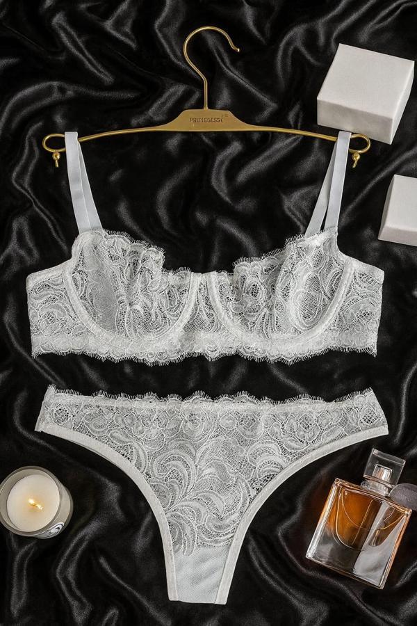 Zarif Dantelli Bralet ve String Külot Takımı - Image 1
