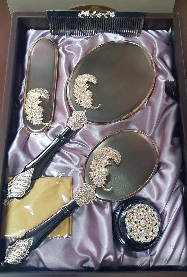 Monaliza 5li Lüks İnci Ayna Tarak Fırça Çeyiz Takımı - Image 1