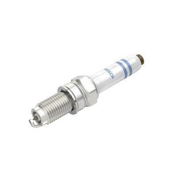 Bosch Atesleme Bujısı Evo Ya5Kıp80 Vw Golf Vıı-Polo V-Vı-T Cross- T Roc- Tıguan / Audı A3-A5-Q3 / Skoda Oc 0241145528 - Image 1