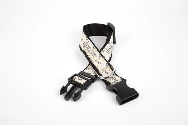 Doggie Desenli Süslü Dokuma Köpek Boyun Tasması 1,5 x 25-40 cm Siyah - Image 1