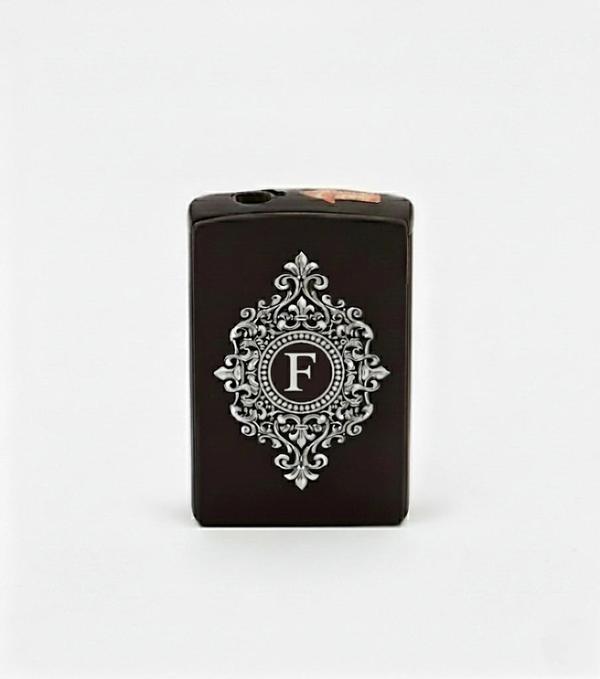 F Harfli Detaylı Kişiye Özel Harf Baskılı Gazlı Çakmak - Image 1