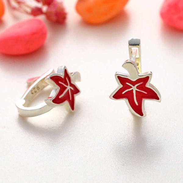 BlackCraft Gümüş Çınar Yaprağı Çocuk Küpesi (BC-83932B) - Image 1