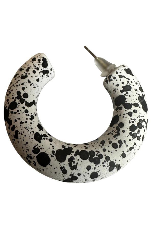 Uretti - İREM 3914 Dalmaçya Desenli Metal Halka Küpe - Image 1