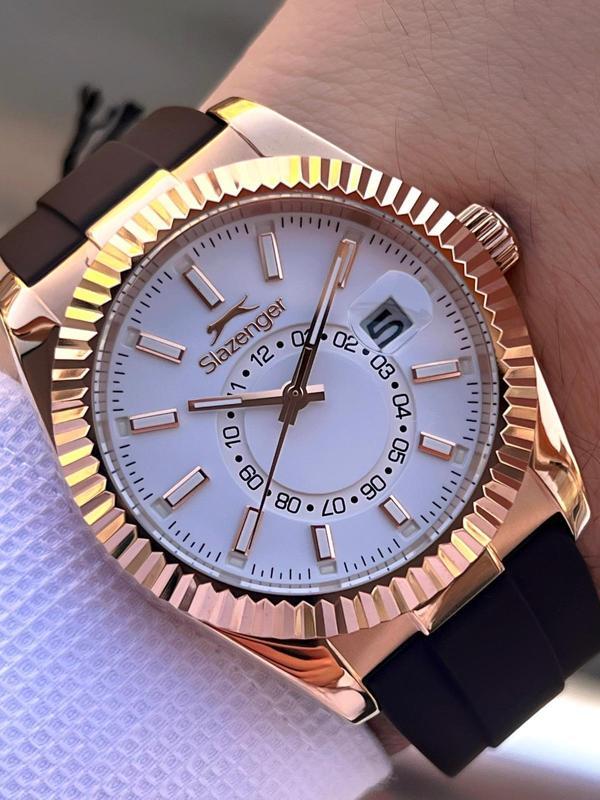 Slazenger Silikon Kordon İç Fonksiyonları Aktif 10 Atm Suya Dayanıklı Erkek Kol Saati ESL.09.2514.03 - Image 1