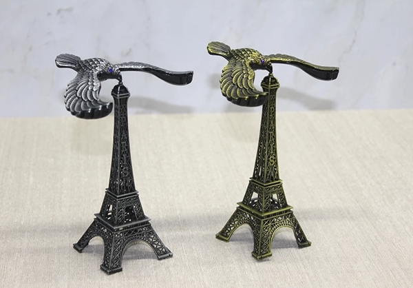 Kartalli Metal Eyfel Kulesi Alk3473 - Image 1