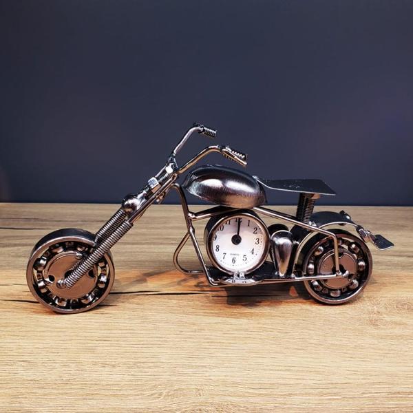 Masaüstü Dekoratif Metal Motor Saat - Image 1