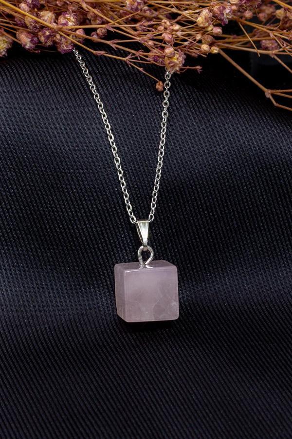 Pembe Kuvars Taşı Kolye - Image 1