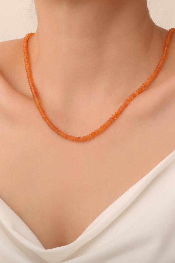 Carnelian Akik Taşı Kolye (925 Ayar Gümüş Aparatlı) - Image 1