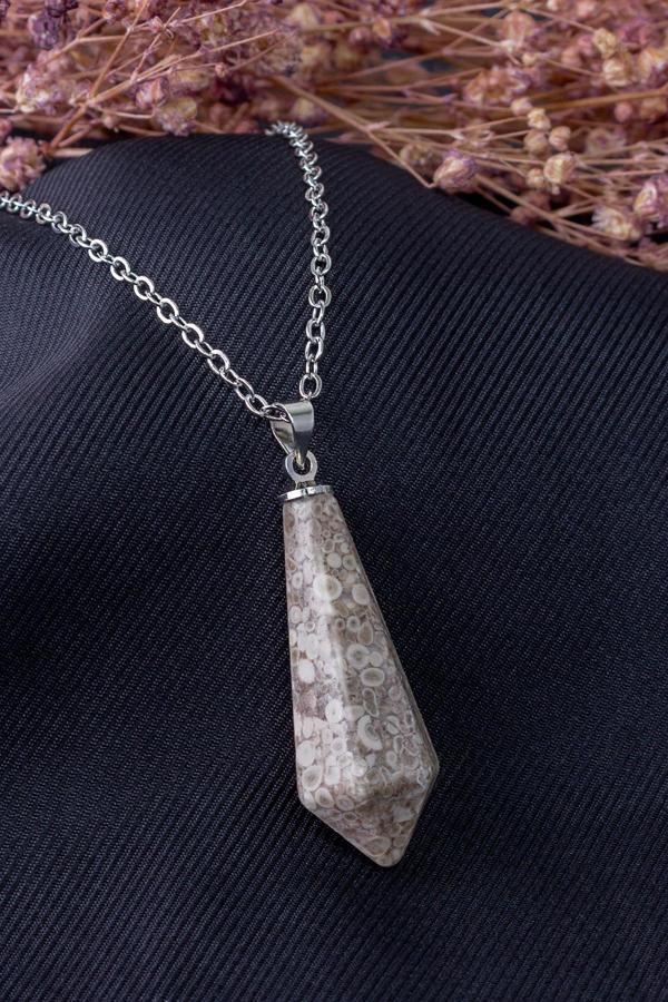 Benekli Jasper Taşı Kolye - Image 1