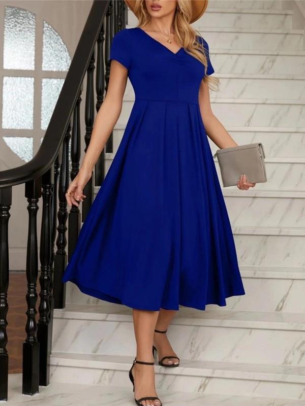 MDB Kadın Kısa Kollu V Yakalı önden Pileli Midi Janjan Krep Elbise - Image 1