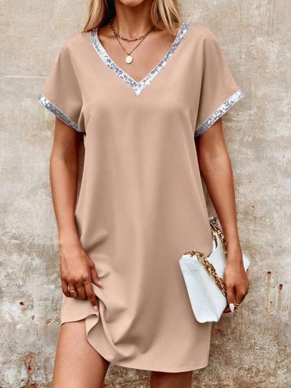 MDB Kadın Yaka Ve Kol Pul Payet şeritli Ithal Krep Elbise - Image 1