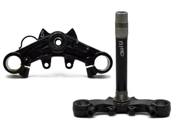 Bajaj Pulsar NS 200 Ön Maşa Alt Mesnet Orjinal 2017-25 (JL151037)Supemoto - Image 1