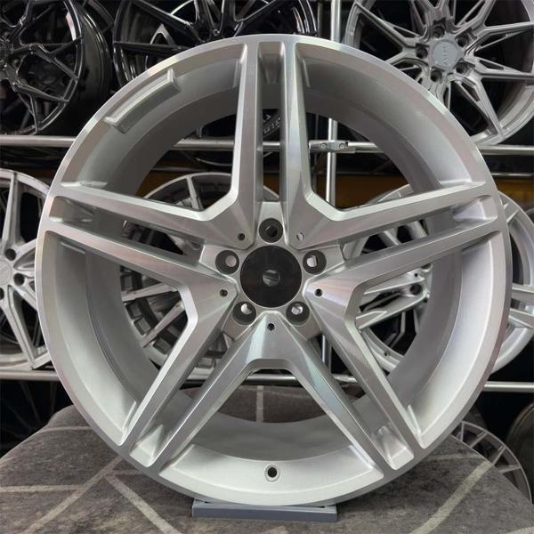 19 inç 5x112 Mercedes Gümüş Jant Modeli (4 Adet) - Image 1