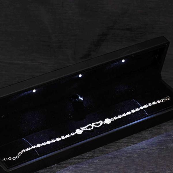 BlackCraft Gümüş Işıklı Kutulu Melek Kanadı Kadın Bileklik modern - Image 1