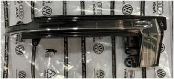 Audi A3-A4-A5 Ayna Sınyalı R 09-12 8K0949102A - Image 1