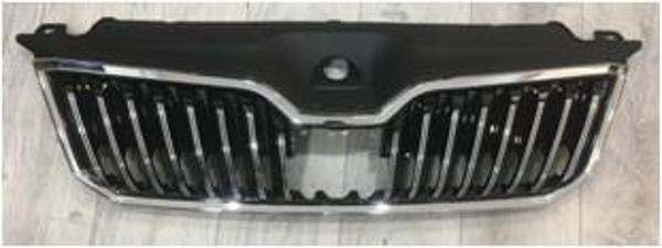 ÖN PANJUR KROM ÇİZGİLİ KROM ÇERCEVE ÜST PLASTİK BİRLİKTE RADARLI SUPERB 2015-2019 - Image 1