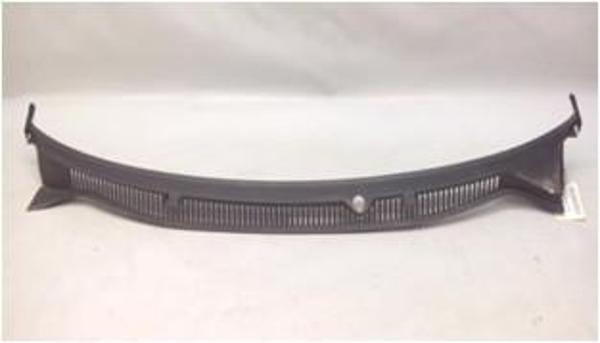 CAM ÖNÜ DEFLEKTÖRÜ POLO 02-10 - Image 1