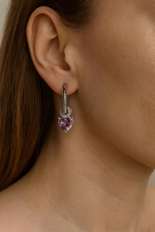 Premium Seri Pembe Kalp Model Sallantılı Kadın Çelik Küpe - Image 1