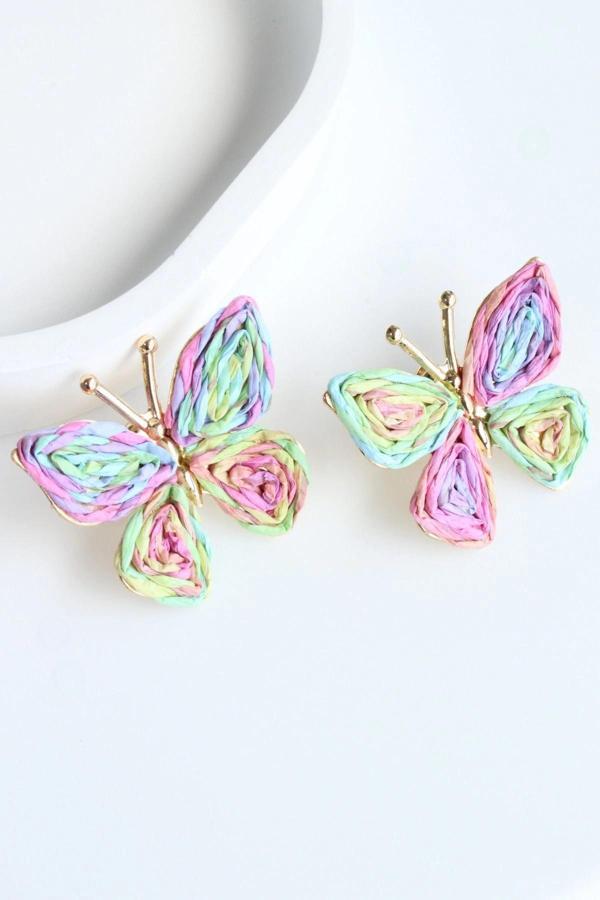 Yeni Sezon Çok Renkli Hasır Kelebek Tasarım Yazlık Hafif Kadın Küpe - Image 1