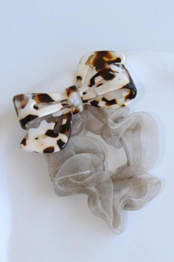 Çok Renkli Tasarım Lastikli Tül Detaylı Fiyonk Toka - Image 1