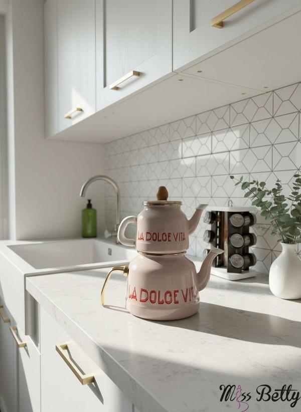 Dolce Vita Emaye Çaydanlık - Image 1