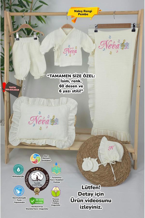 Gros Shop Müslin Yeni Doğan 4Katlı Organik %100Pamuk Kişiye Özgü Nakışlı Hastane Çıkış Seti (Nota Model) - Image 1