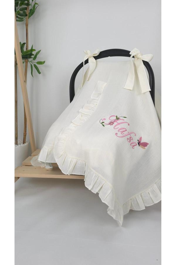 Gros Shop Müslin Yeni Doğan 4Katlı Organik %100Pamuk Kişiye Özgü Nakışlı Hastane Çıkış Seti(Kelebekli Papatya) - Image 1