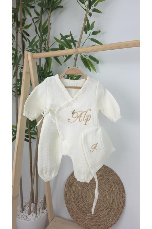 Gros Shop Müslin Yeni Doğan 4Katlı Organik %100Pamuk Kişiye Özgü Nakışlı Hastane Çıkış Seti-Dal Model - Image 1