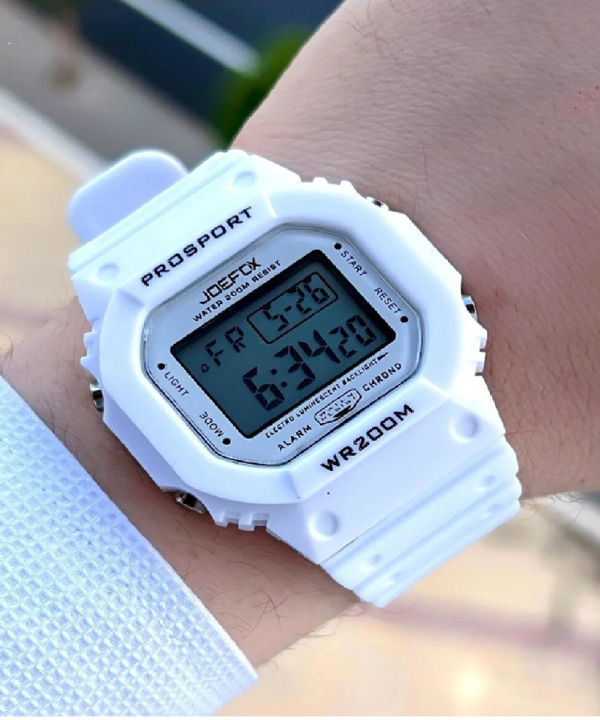 G-SHOCK Kasa Beyaz Digital 5 Atm Suya Dayanıklı 2 Yıl Garantili Spor Kol Saati - Image 1