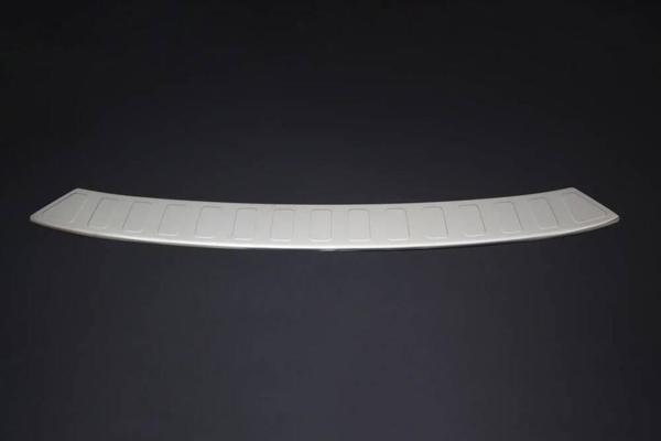 Toyota Verso Arka Tampon Eşiği - Krom Taşlı, Uzun Şase | 2017 ve Sonrası - Image 1
