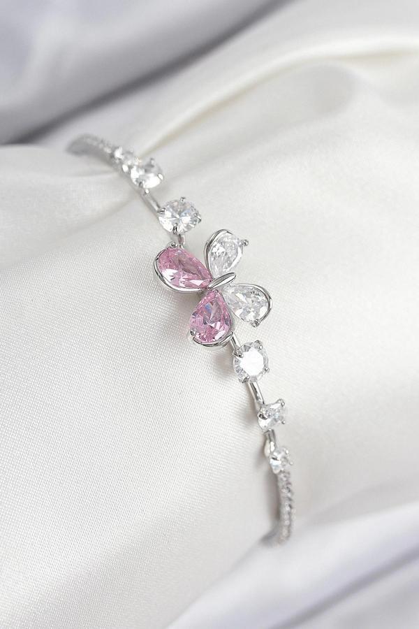 Pirinç Zirkon Taşlı Kelebek Model Gümüş Renk Kadın Bileklik - Image 1