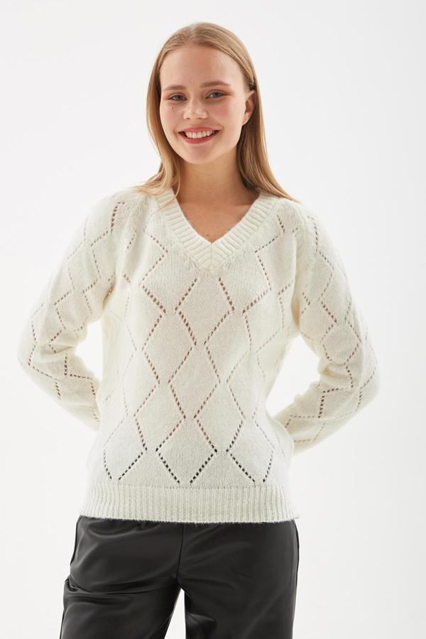 Fashion Friends Regular Fit V Yaka Ajurlu Bayan Kazak 24K0186K1 EKRU - Image 1