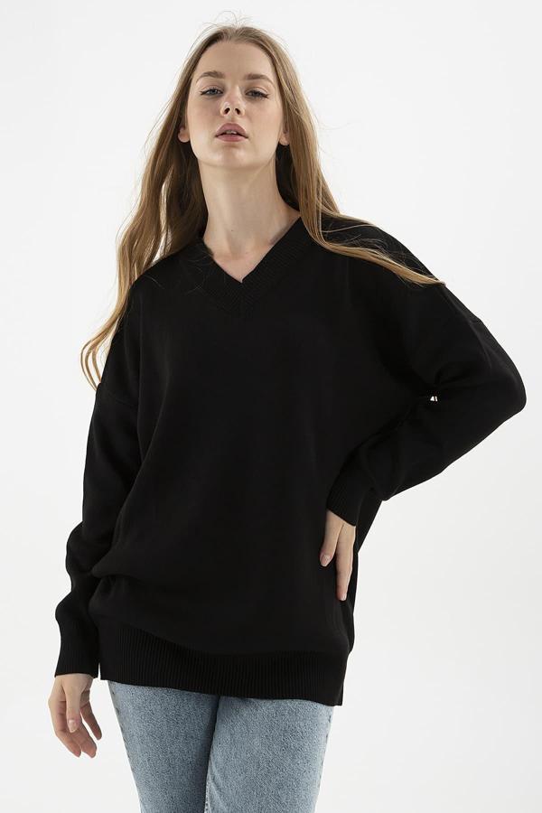 Fashion Friends Düşük Omuzlu V Yaka Relaxed Fit Bayan Kazak 23K0174K1 SİYAH - Image 1