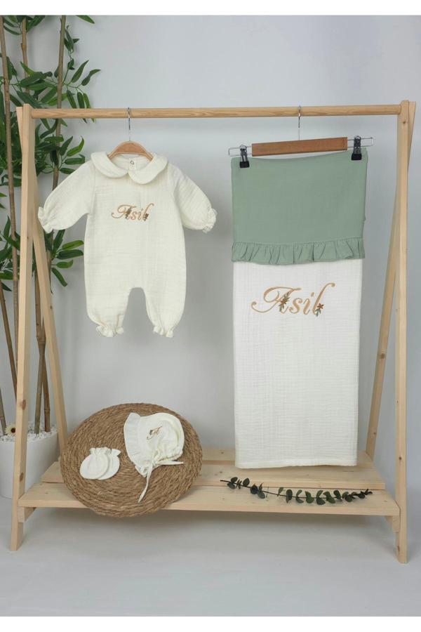 Gros Shop Müslin Yeni Doğan 4Katlı Organik %100Pamuk Kişiye Özgü Nakışlı Hastane Çıkış Seti (Papatya Model-3) - Image 1