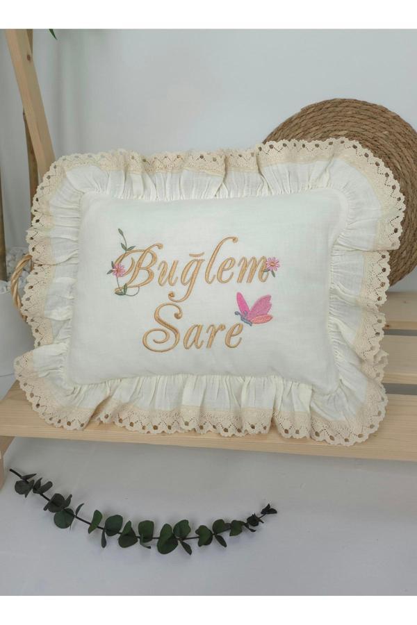 Gros Shop Müslin Yeni Doğan 4Katlı Organik %100Pamuk Kişiye Özgü Nakışlı Hastane Çıkış Seti(Kelebekli Papatya) - Image 1