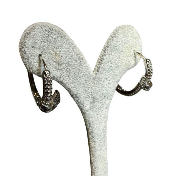 Uretti - İREM 3914 Zirkon Taşlı Çivi Model Çelik Küpe - Image 1