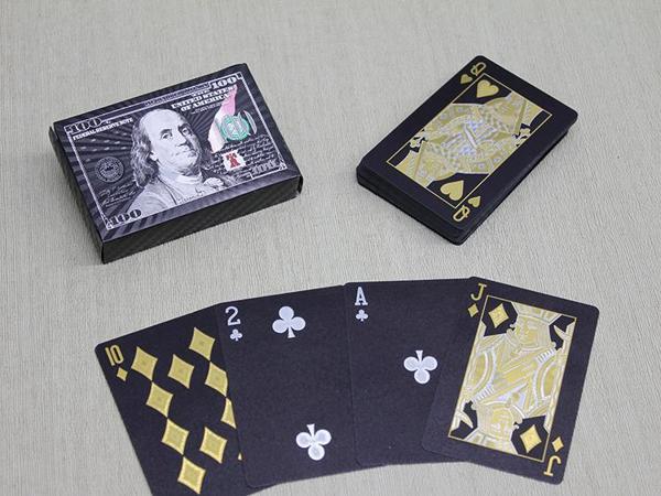 Gümüş Dolar Tasarımlı Siyah İskambil Oyun Kartı  - Image 1