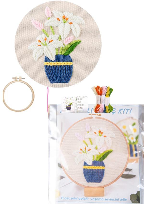 Nakış Kitleri Kasnaklı 13.5 X 18.8 cm Zambak - Image 1